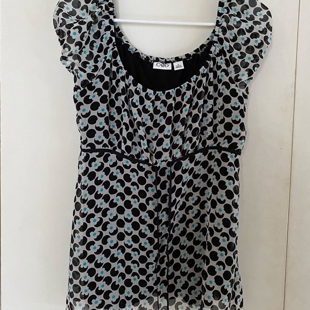 Polka dot design peasant top